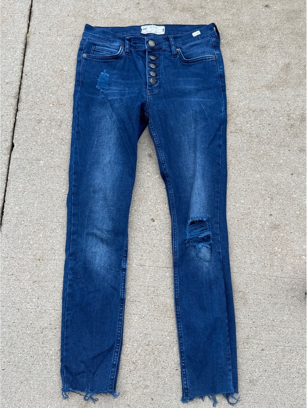 Free People Dark Blue Distressed Skinny Jeans W27